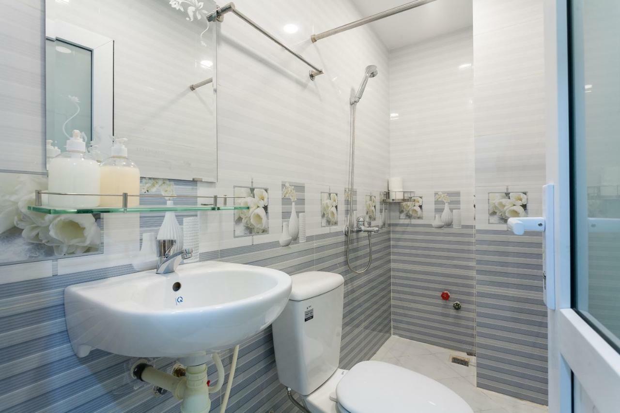 Auhome Minimalist Apartment Thành Pho Ho Chí Minh Esterno foto